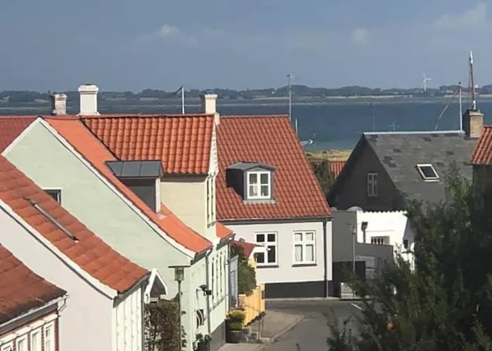 Den Lille Skole - Ferie Pa Aero I By - Vaerelser *